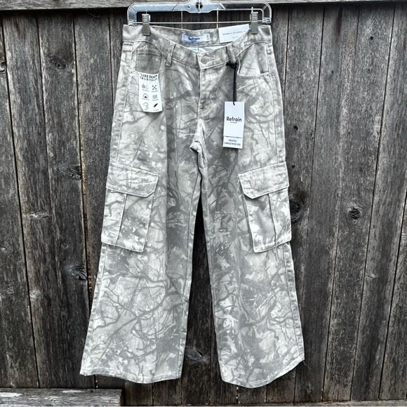 Refrain Los Angeles Gray Cargo Pants Size 5/27 Junior - Picture 1 of 7